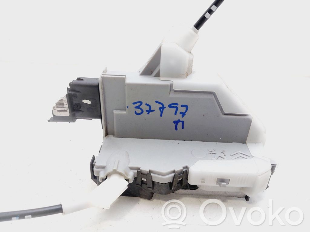 Citroen C5 Aizmugurē slēdzene 