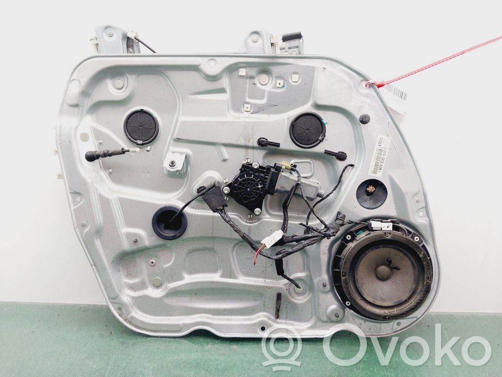 KIA Carens II Alzacristalli della portiera anteriore con motorino 