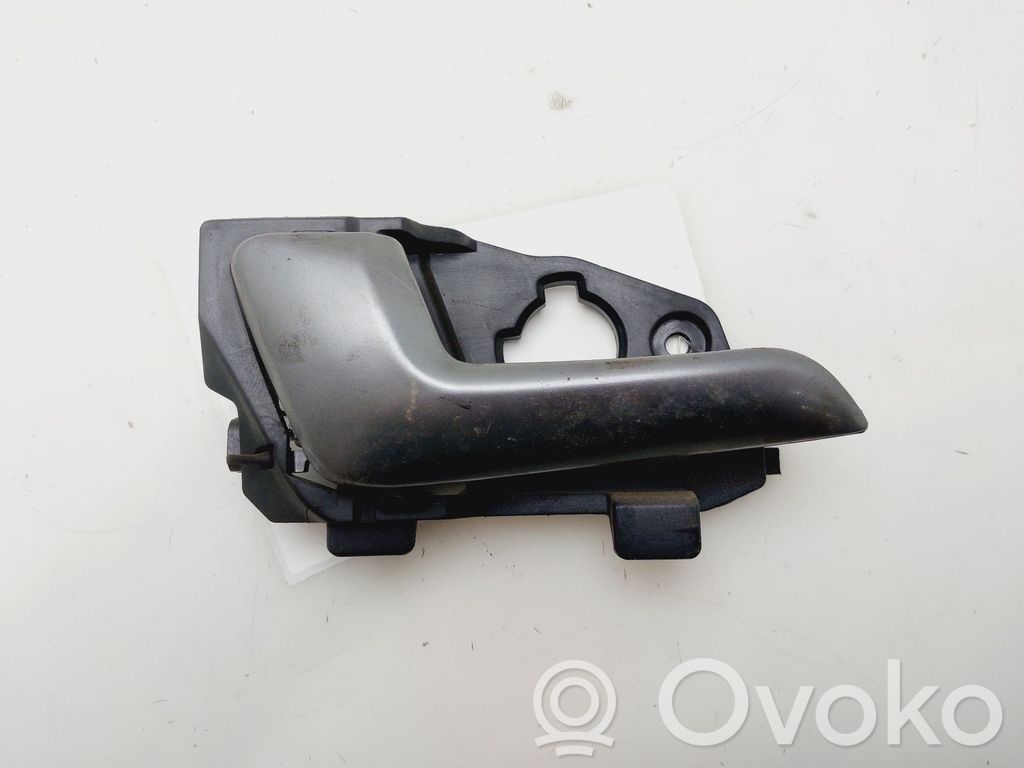 KIA Rio Manecilla interna puerta trasera 