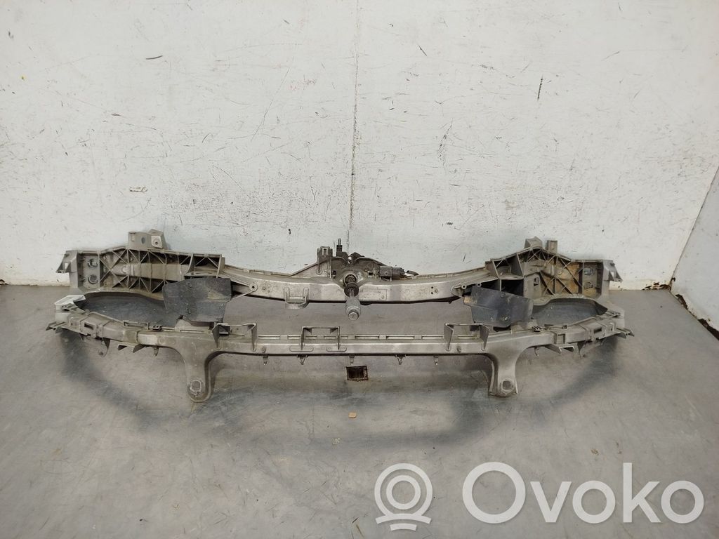Ford Focus C-MAX Radiatorių panelė 