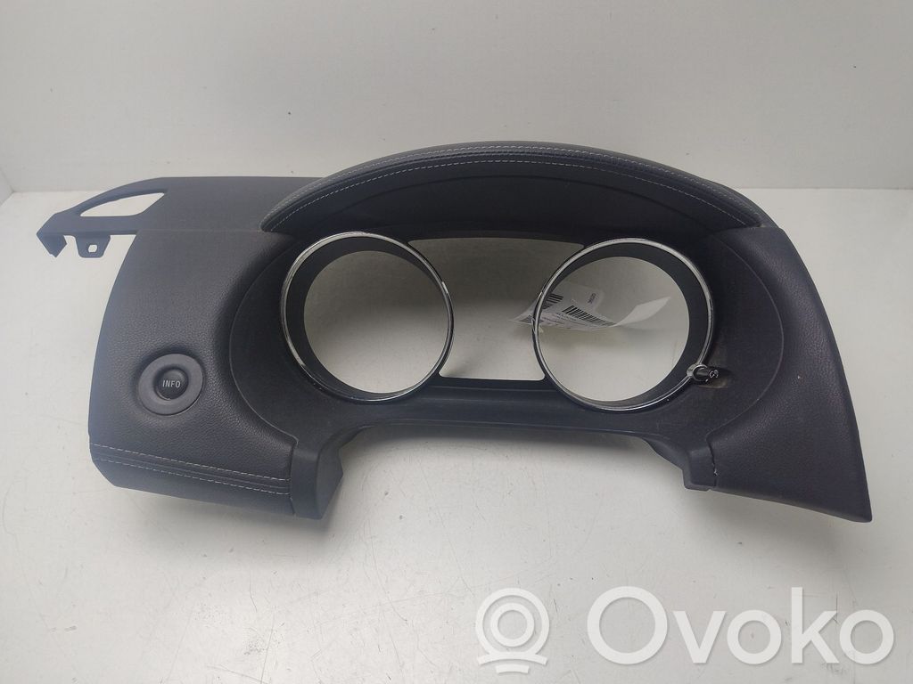 Rivestimento modanatura   8060A089