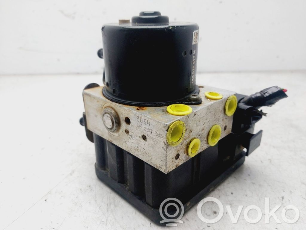 ABS Steuergerät   1K0614517N