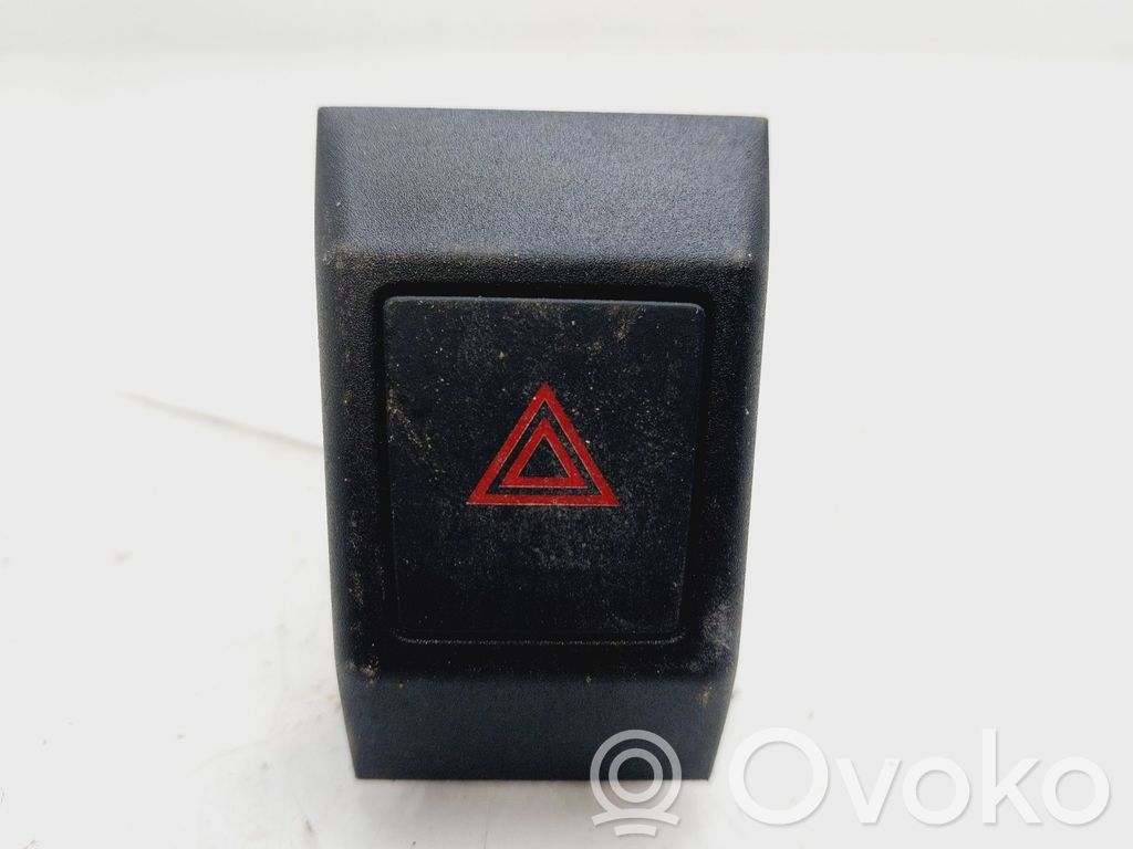 Botón interruptor de luz de peligro   6F0953235