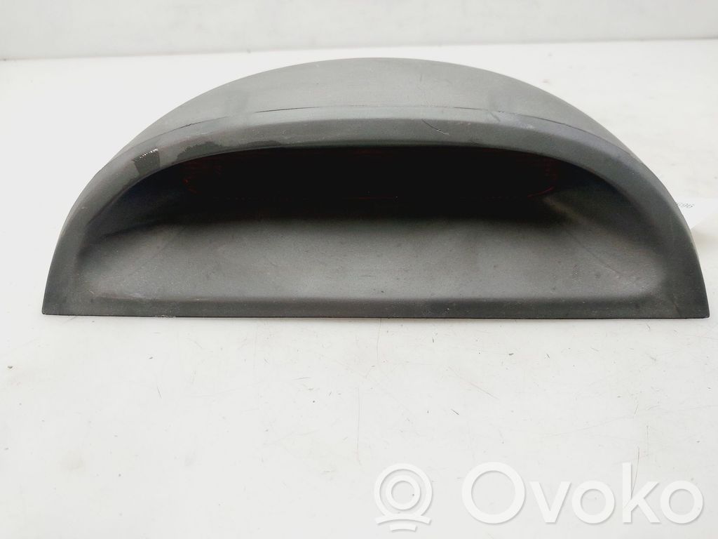 Daewoo Lanos Third/center stoplight 