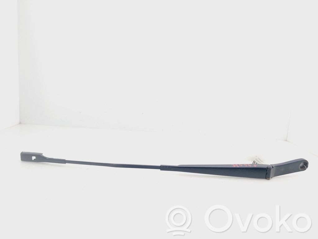 Audi Q3 8U Ramię wycieraczki szyby przedniej / czołowej 