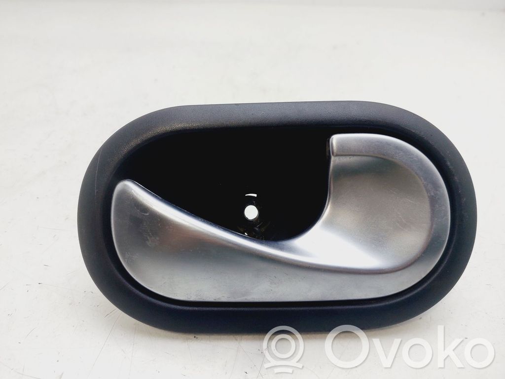 Manecilla interna puerta trasera   8200310580
