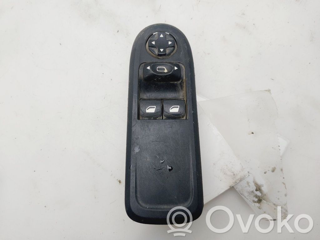 Citroen C3 Interruptor del elevalunas eléctrico 