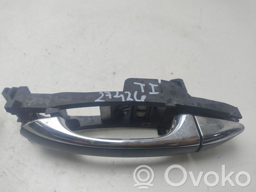 Mercedes-Benz E W211 Klamka zewnętrzna drzwi tylnych 