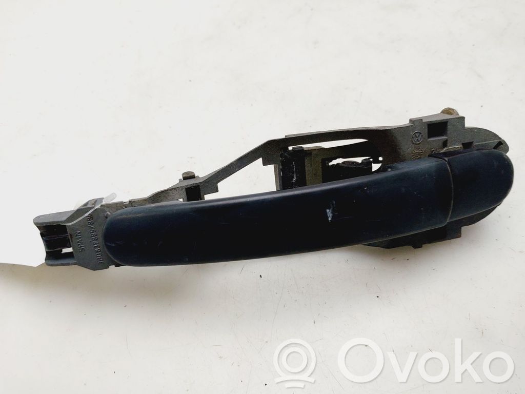Manecilla externa puerta delantera   3B0837885