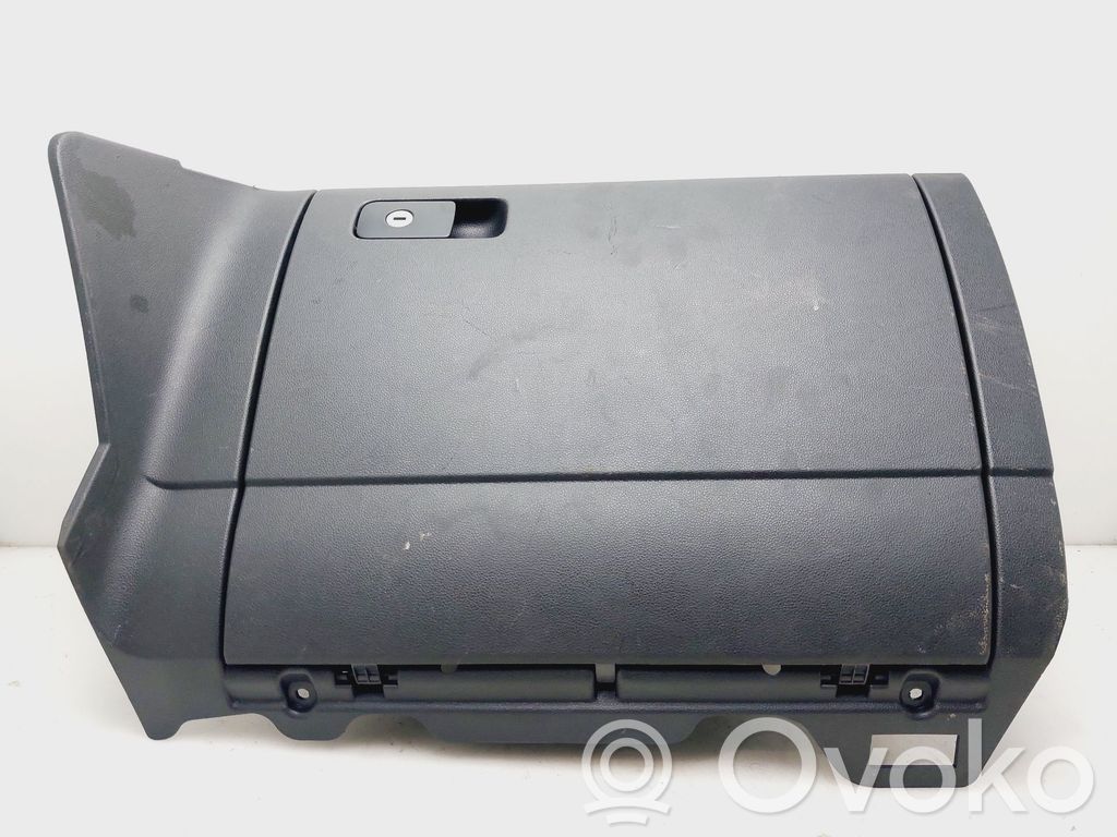 Volkswagen Golf VII Schowek deski rozdzielczej 