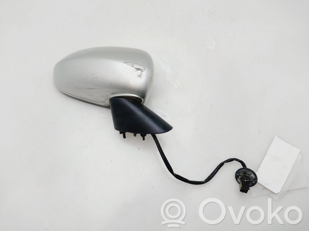 Opel Corsa D Elektryczne lusterko boczne drzwi przednich 