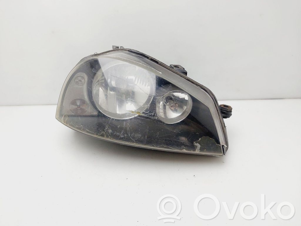 Seat Arosa Phare frontale 