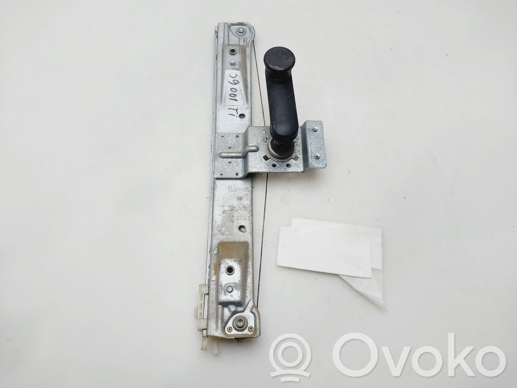 Opel Corsa D Regulador manual de la ventanilla trasera 