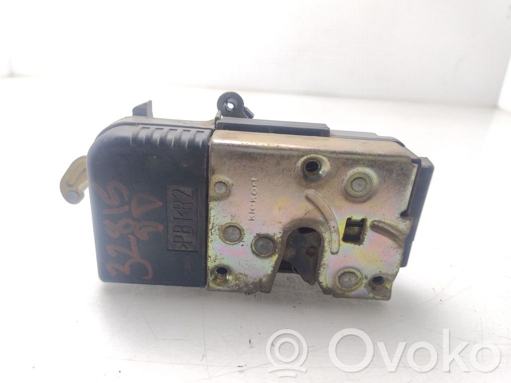 Durų spyna (dvidurio)   9136L8