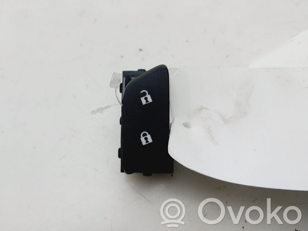 Opel Astra K Otros interruptores/perillas/selectores 