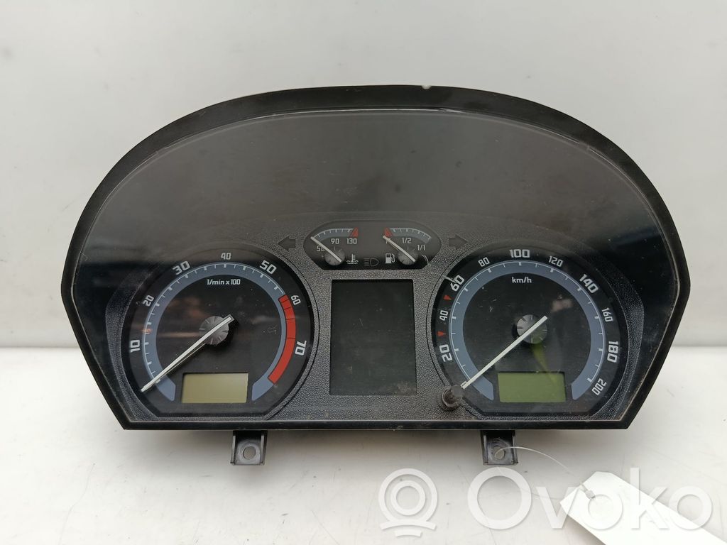 Skoda Fabia Mk1 (6Y) Vitezometru (grup de instrumente) 
