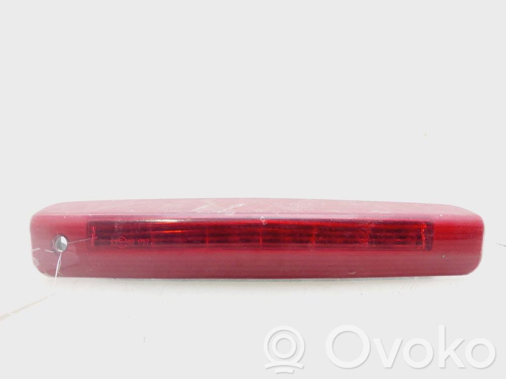 Opel Astra H Papildomas stop žibintas 