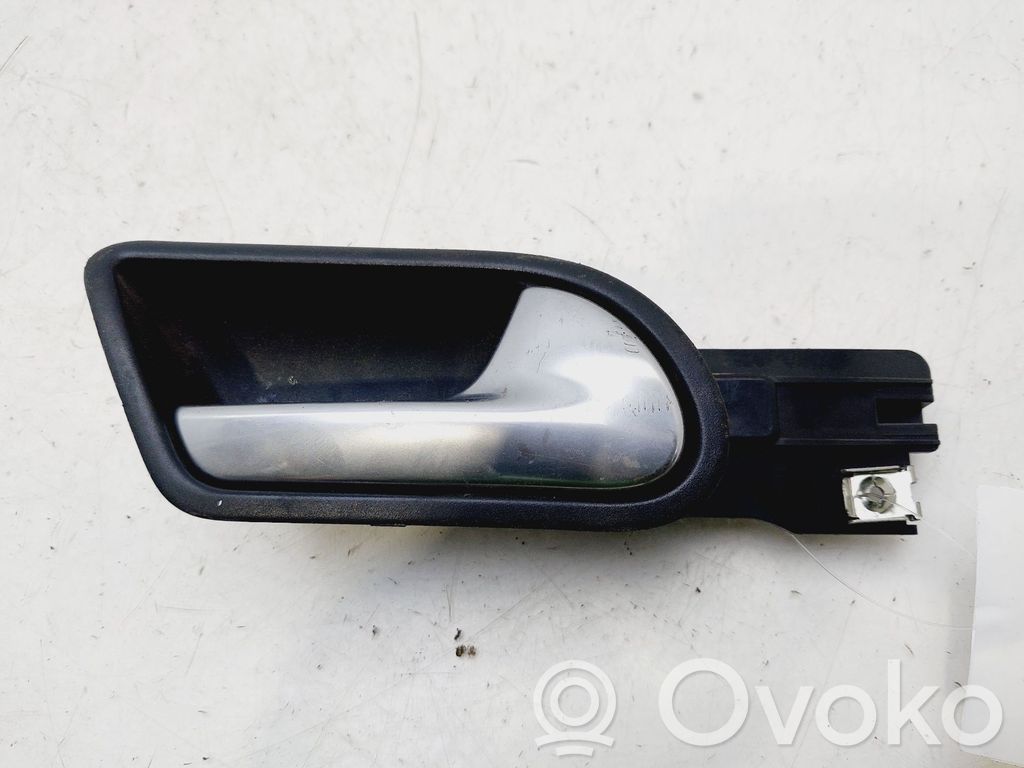 Volkswagen Golf V Manecilla interna puerta delantera 