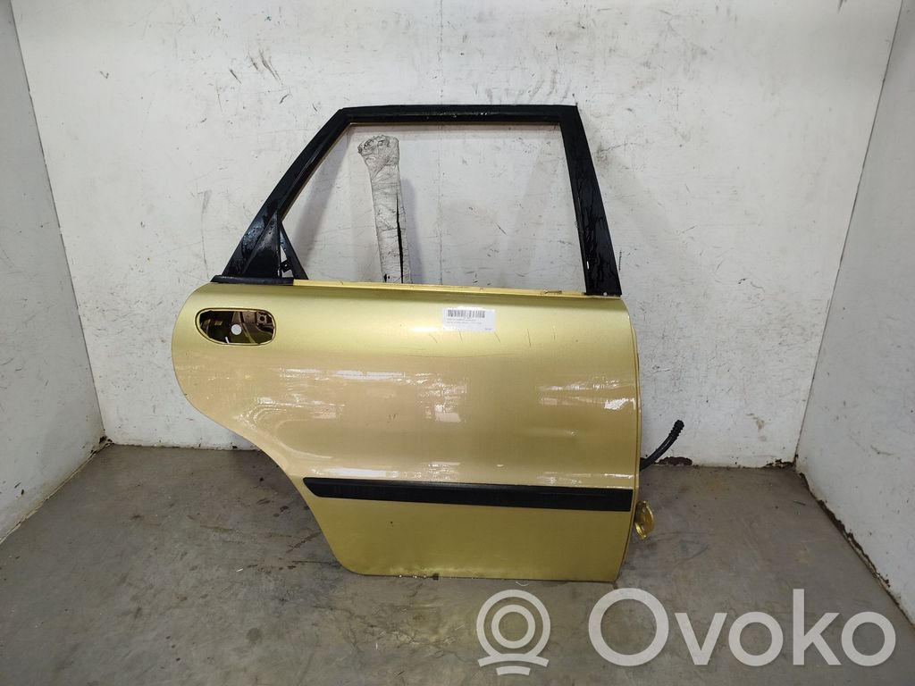 Volvo 440 Puerta trasera 
