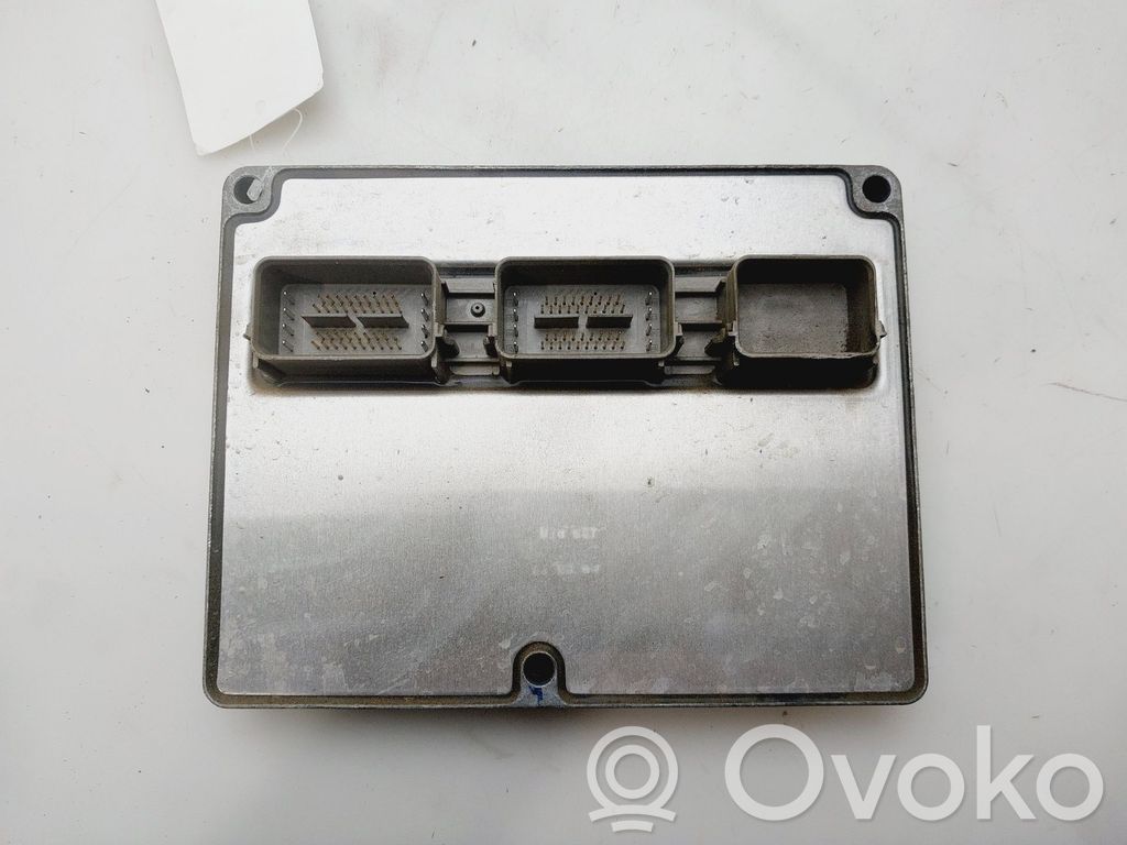 Unidad de control/módulo del motor   5M5112A650SE
