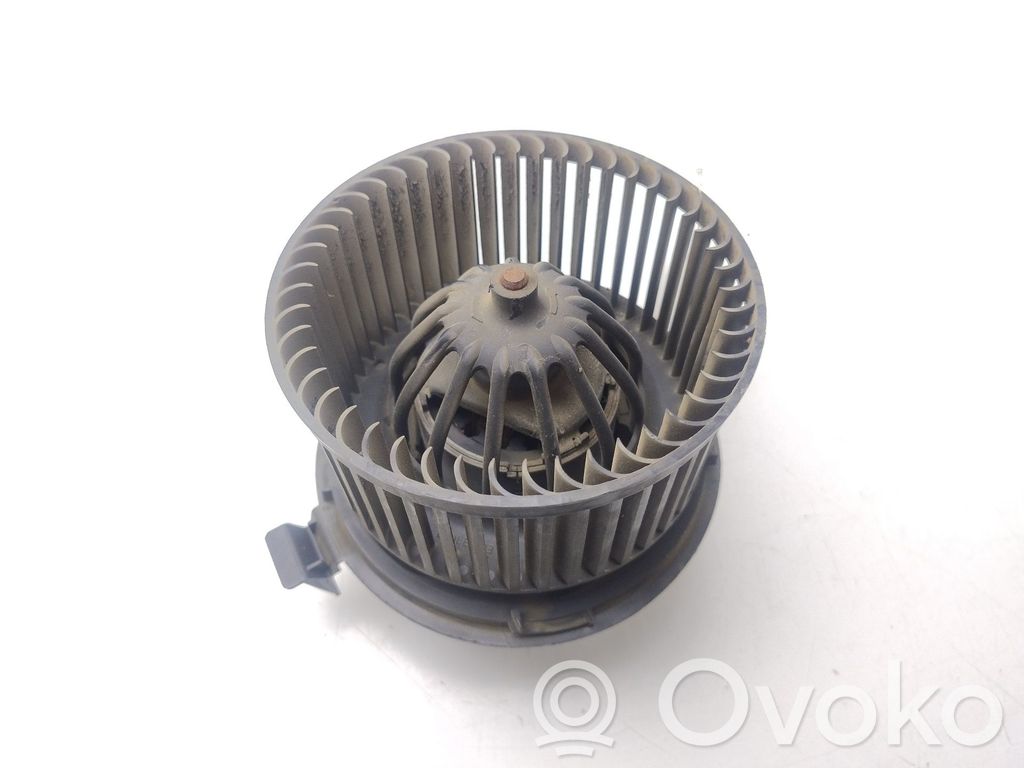Renault Modus Lämmittimen puhallin 