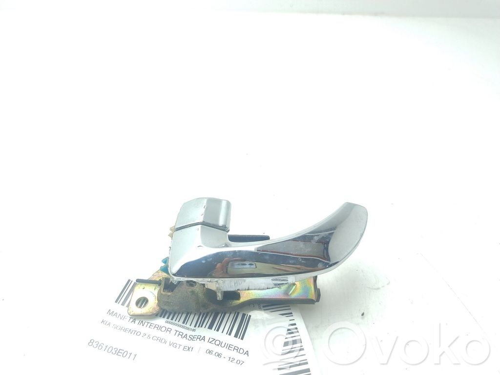 KIA Sorento Manecilla interna puerta trasera 