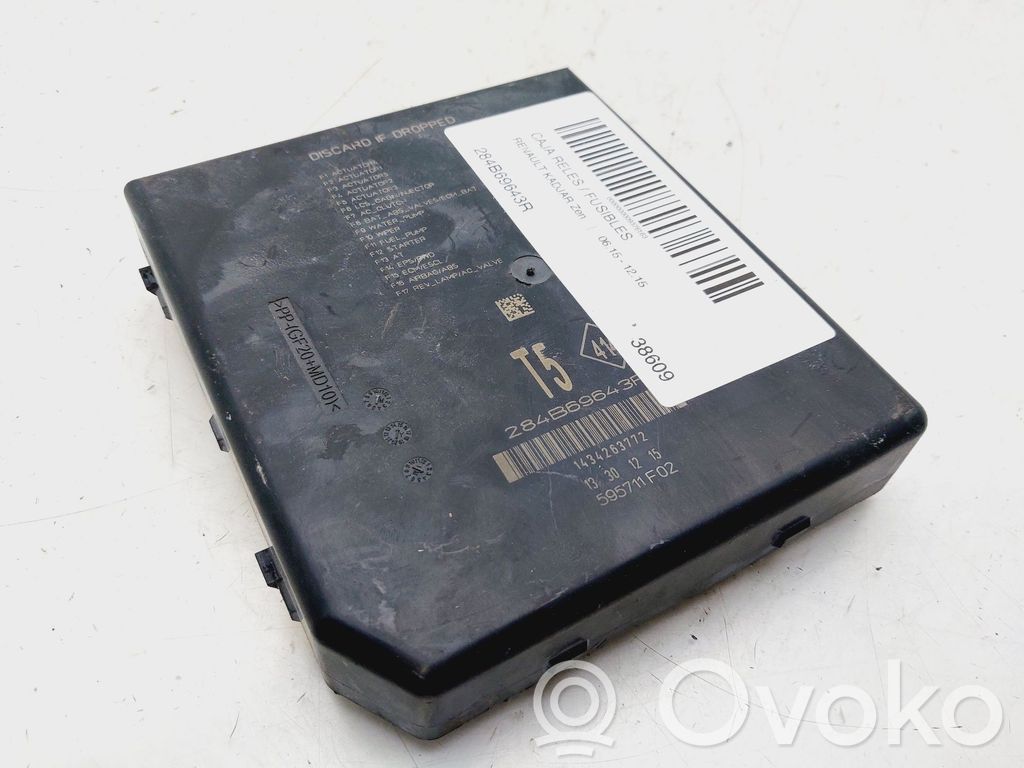 Fuse module   284B69643R