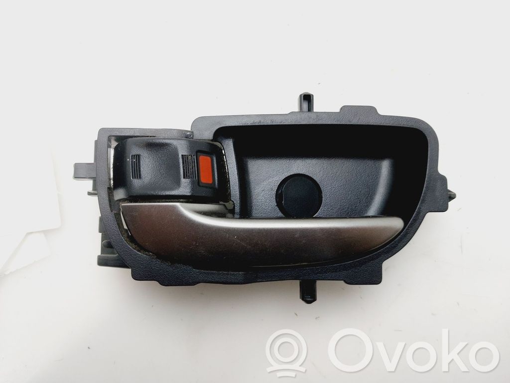 Toyota Yaris Manecilla interna puerta trasera 
