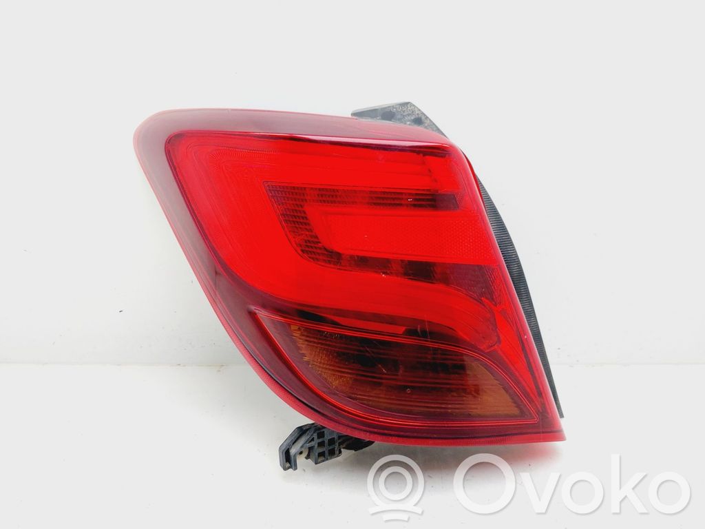 Toyota Yaris Lampă spate în caroserie 
