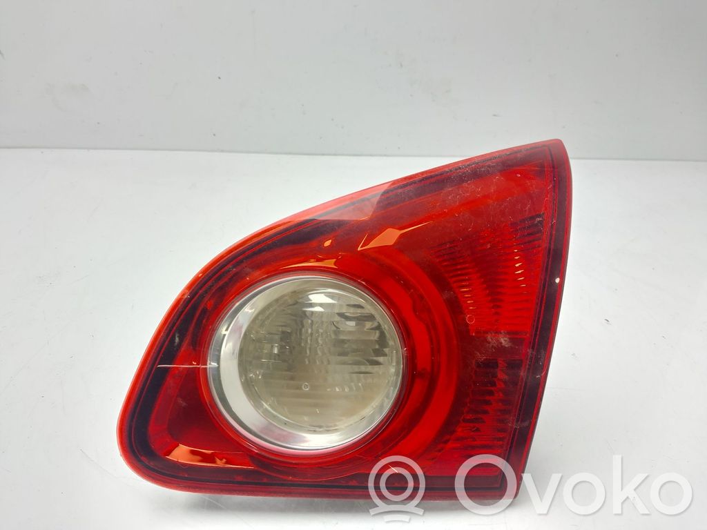 Nissan Qashqai Luci posteriori del portellone del bagagliaio
