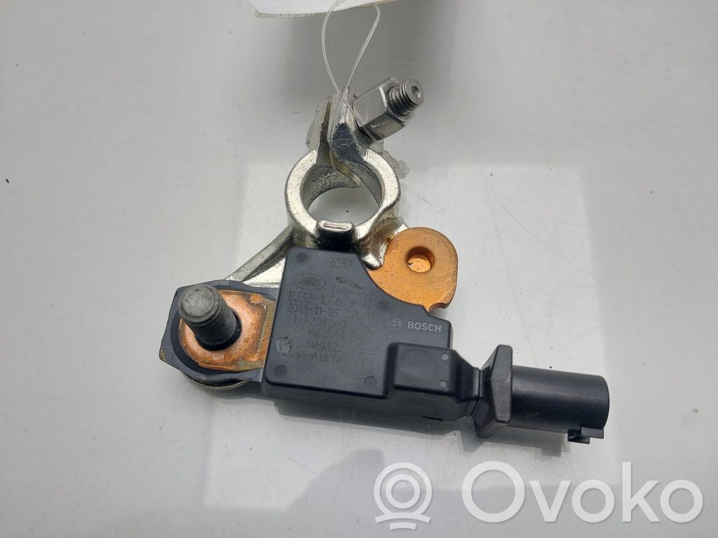 Módulo de fusible   BJ3210C679AE