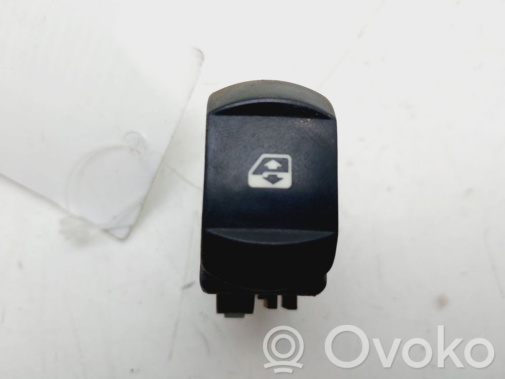 Renault Clio III Interruptor del elevalunas eléctrico 