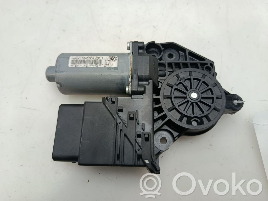 Volkswagen Golf Plus Motorino alzacristalli della portiera posteriore 