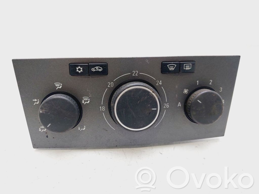Opel Astra H Climate control unit 
