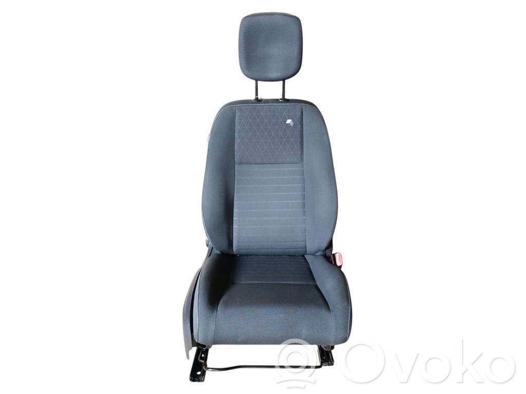 Renault Megane III Etumatkustajan istuin 