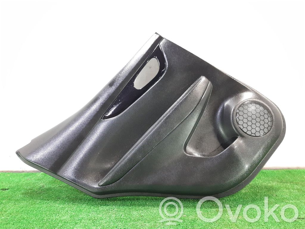Nissan Qashqai Rivestimento del pannello della portiera posteriore