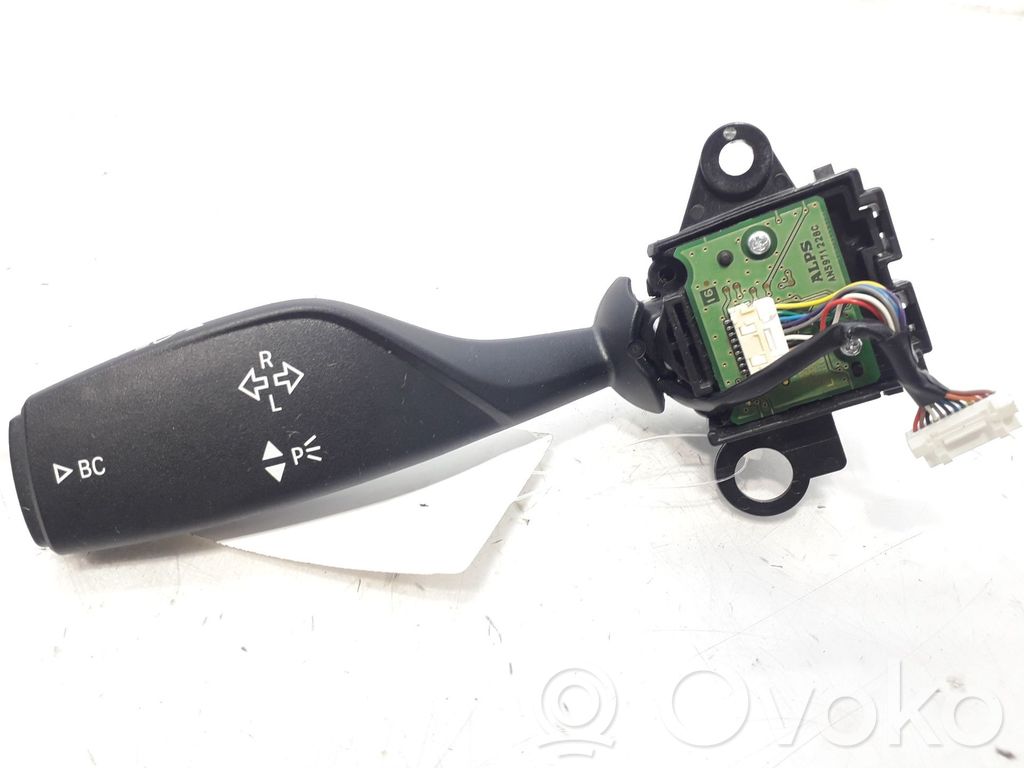 BMW X1 F48 F49 Leva indicatori 