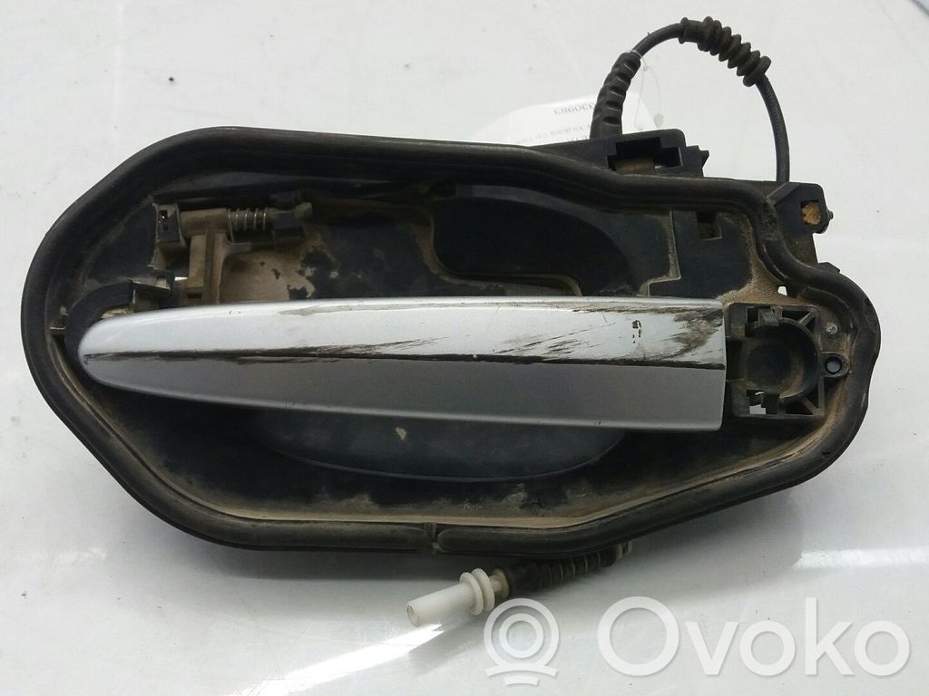 Manecilla externa puerta trasera   3330983