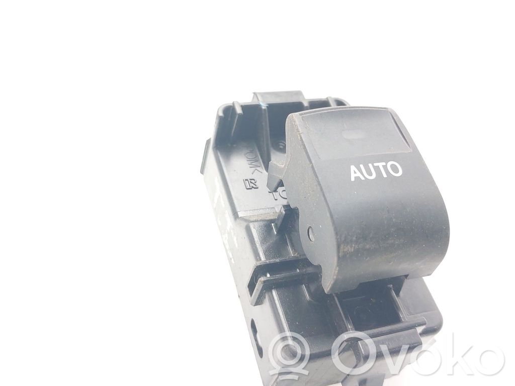 Toyota Auris 150 Interruttore di controllo dell’alzacristalli elettrico