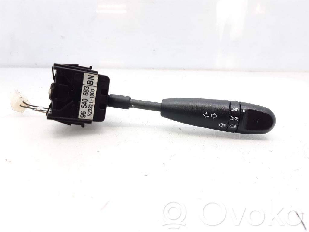 Chevrolet Aveo Light switch 