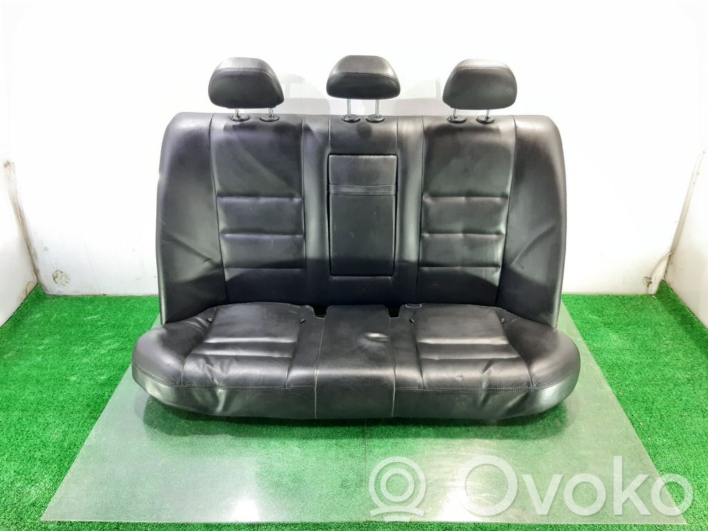 Mercedes-Benz C W204 Scaun spate 