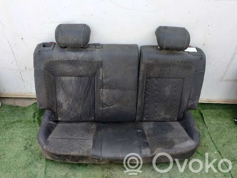 Opel Astra J Asiento trasero 