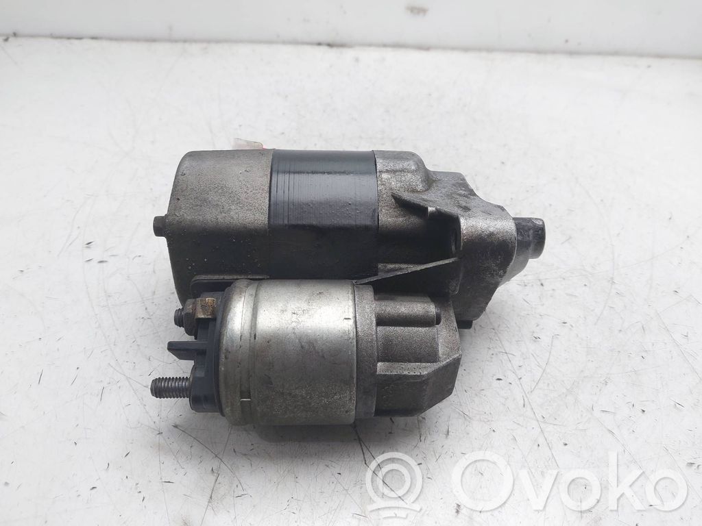 Motor de arranque   8200369521