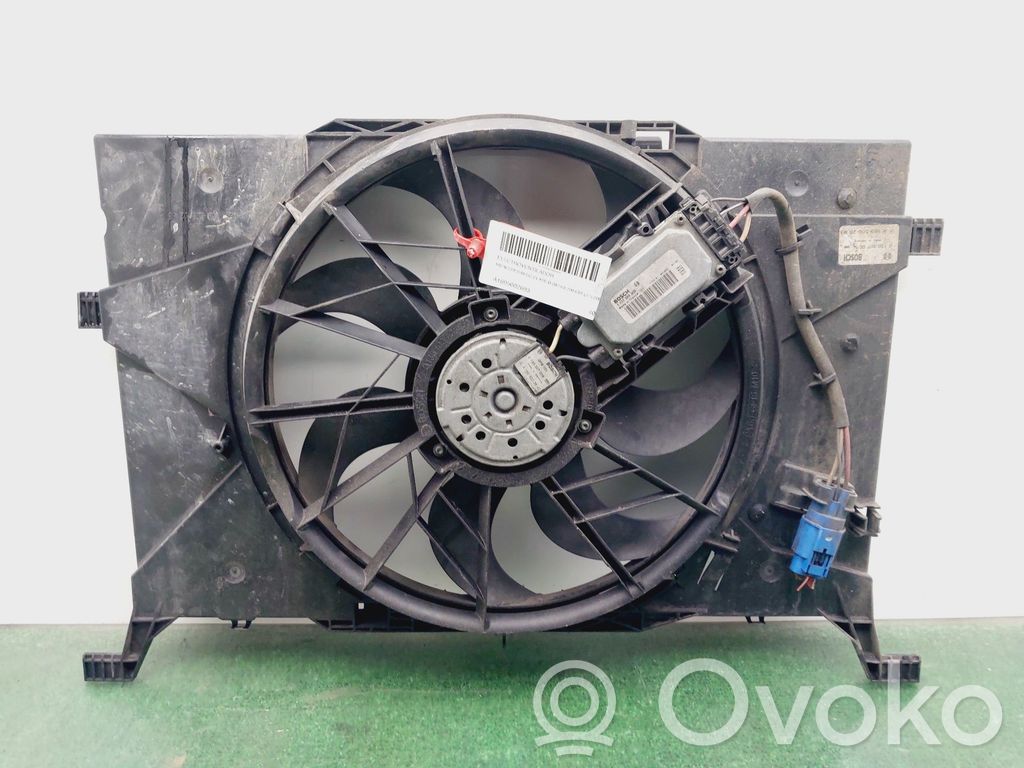 Mercedes-Benz B W245 Ventilator electric răcire radiator 