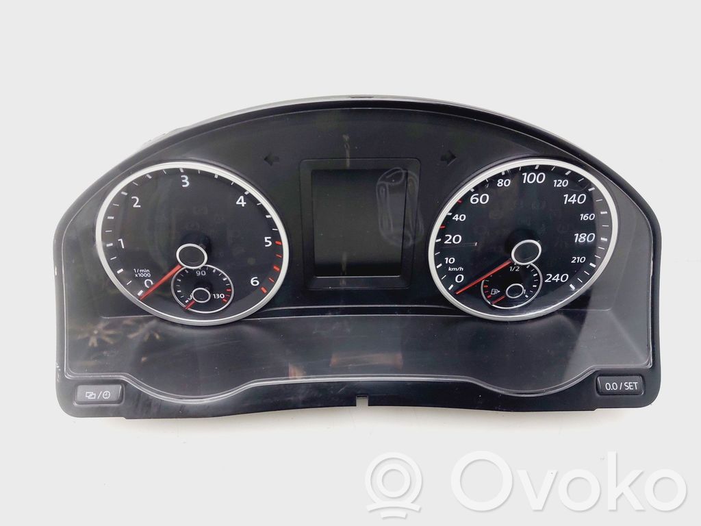 Volkswagen Tiguan Vitezometru (grup de instrumente) 