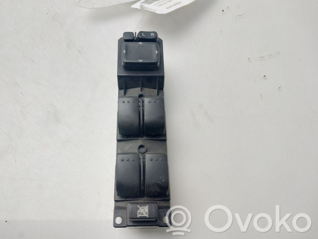 Mazda CX-7 Electric window control switch 
