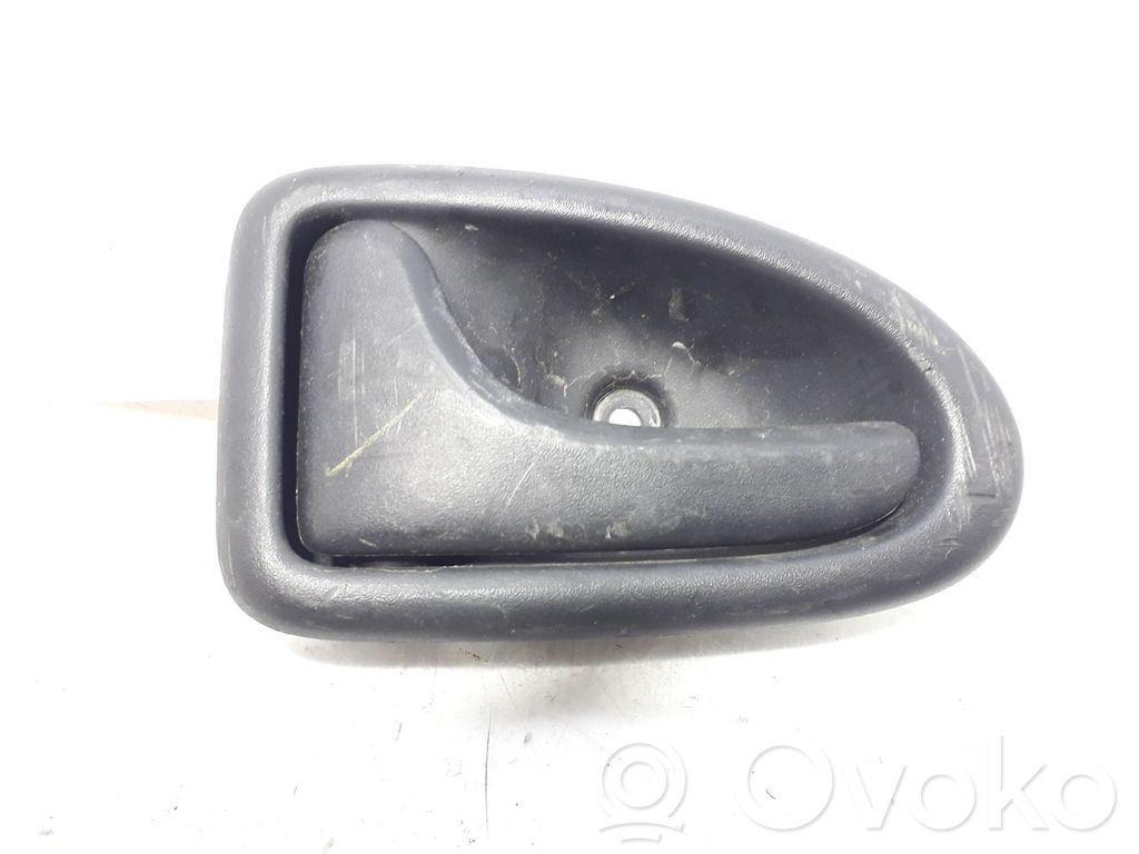 Manecilla interna puerta delantera   7700423887