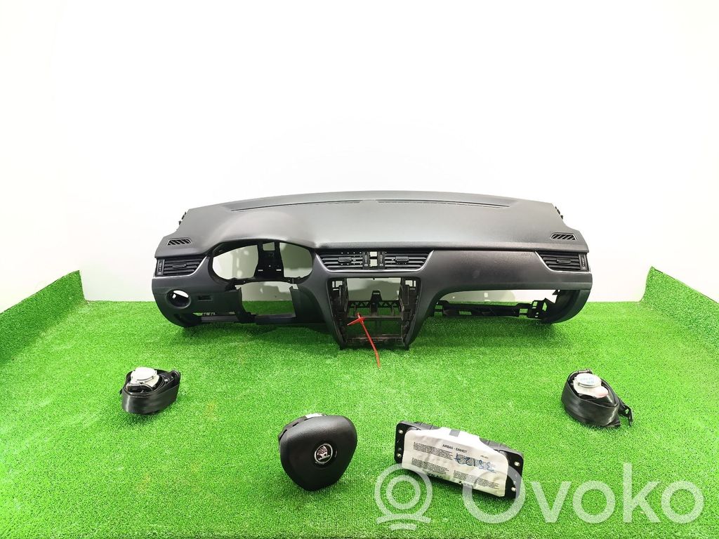 Skoda Octavia Mk2 (1Z) Drošības spilvenu komplekts ar paneli 