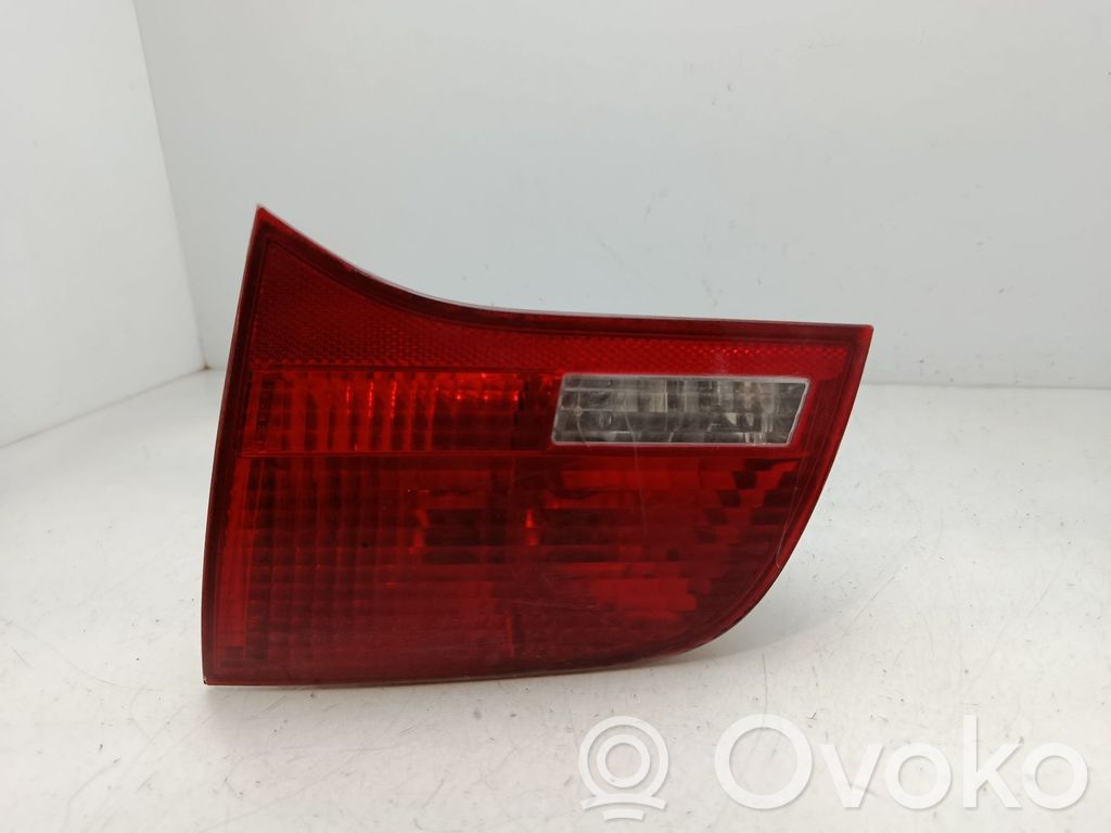 Audi A6 S6 C6 4F Lampy tylnej klapy bagażnika 