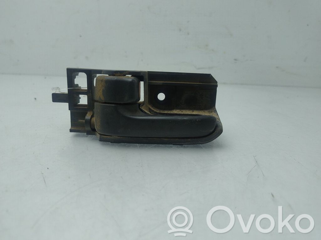 Toyota Hilux (AN10, AN20, AN30) Maniglia interna per portiera posteriore 